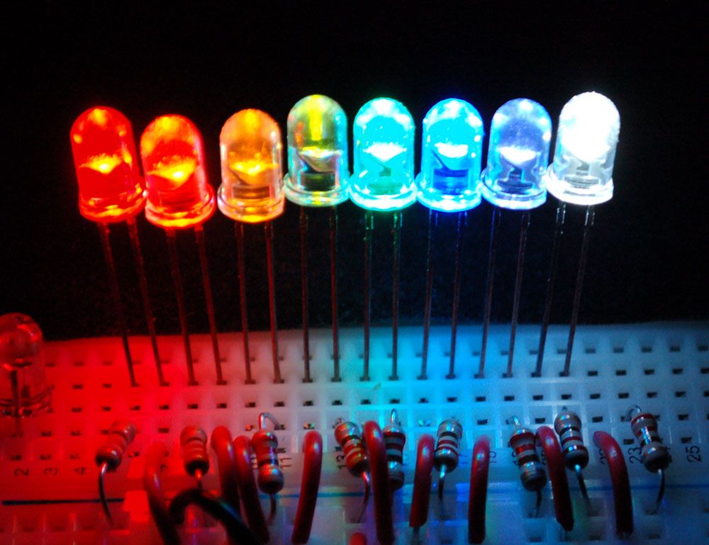 Бегущий огонёк на Arduino